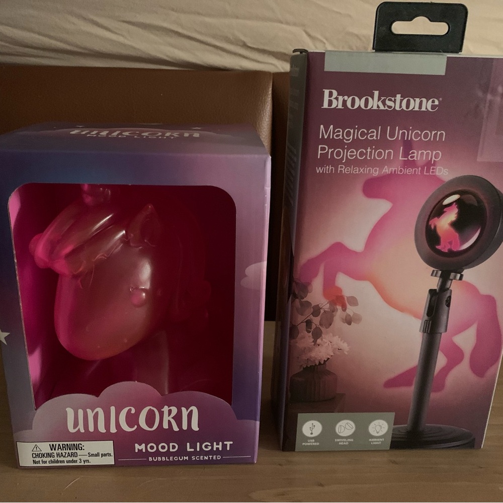 Brookstone Magical Unicorn Projection Lamp - Pink